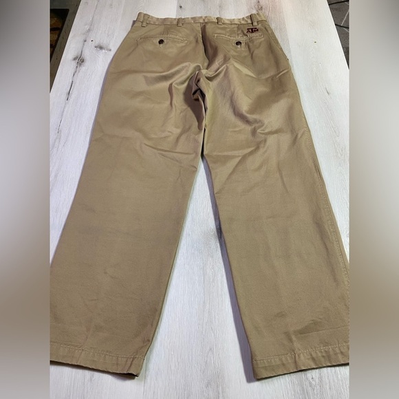 Texas A&M Game Day Dockers Khakis Gig Em Aggies, Tan, Size 32x29 - Picture 2 of 12